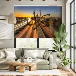 پرده با عکسی از نمایی از تهران و برج میلاد