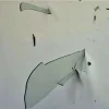 شیشه شکسته